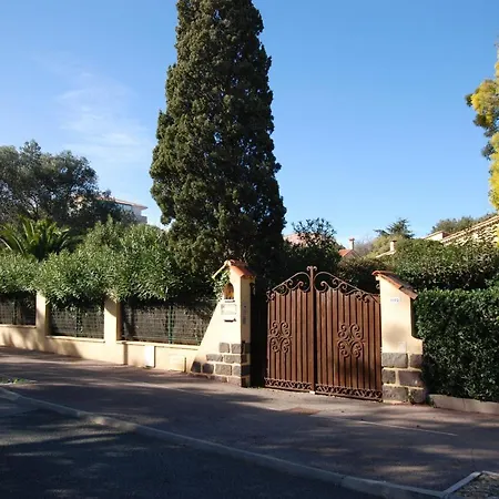 La Javanaise