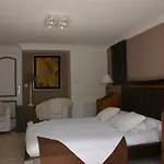 La Javanaise 3*