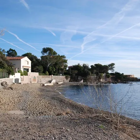 La Javanaise 3*